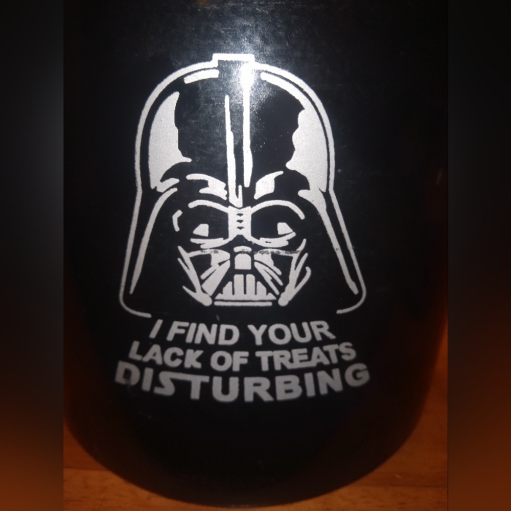 Guc Star Wars Black And Silver Treat 7" Aluminum Storage Container.
